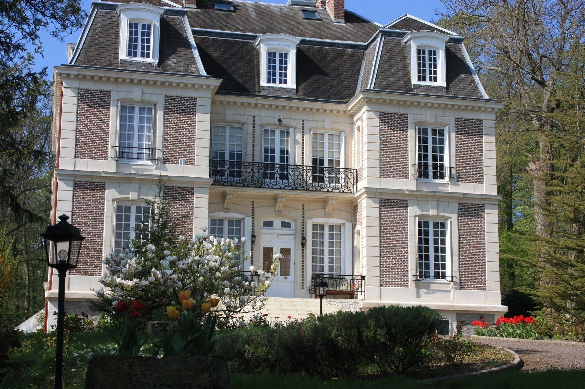 Chateau D'Avesnes - Le Castelet 外观 照片